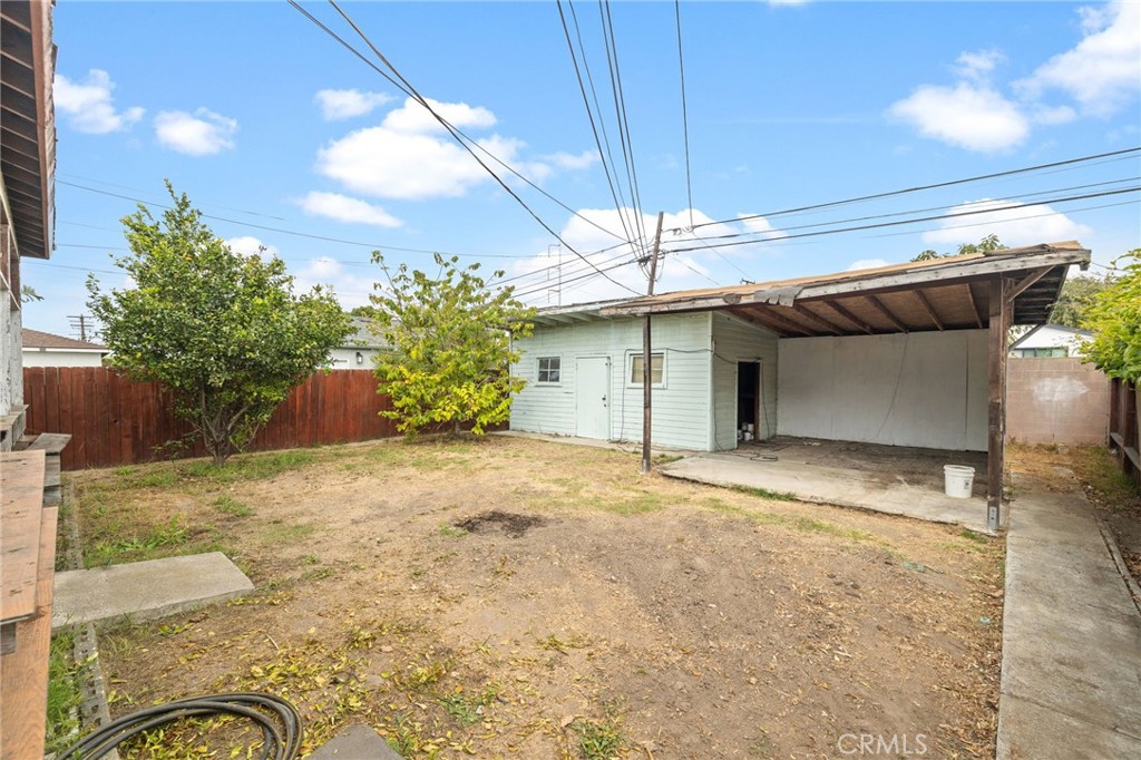 4761 West 141st Street Hawthorne, CA 90250 - Photo 22 of 29 a view of a garage