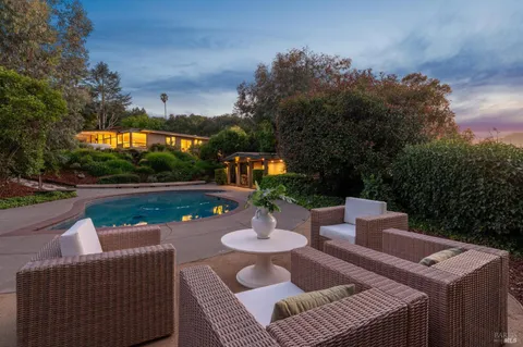 $2,595,000 | 748 Beechnut Court, San Rafael, CA 94903