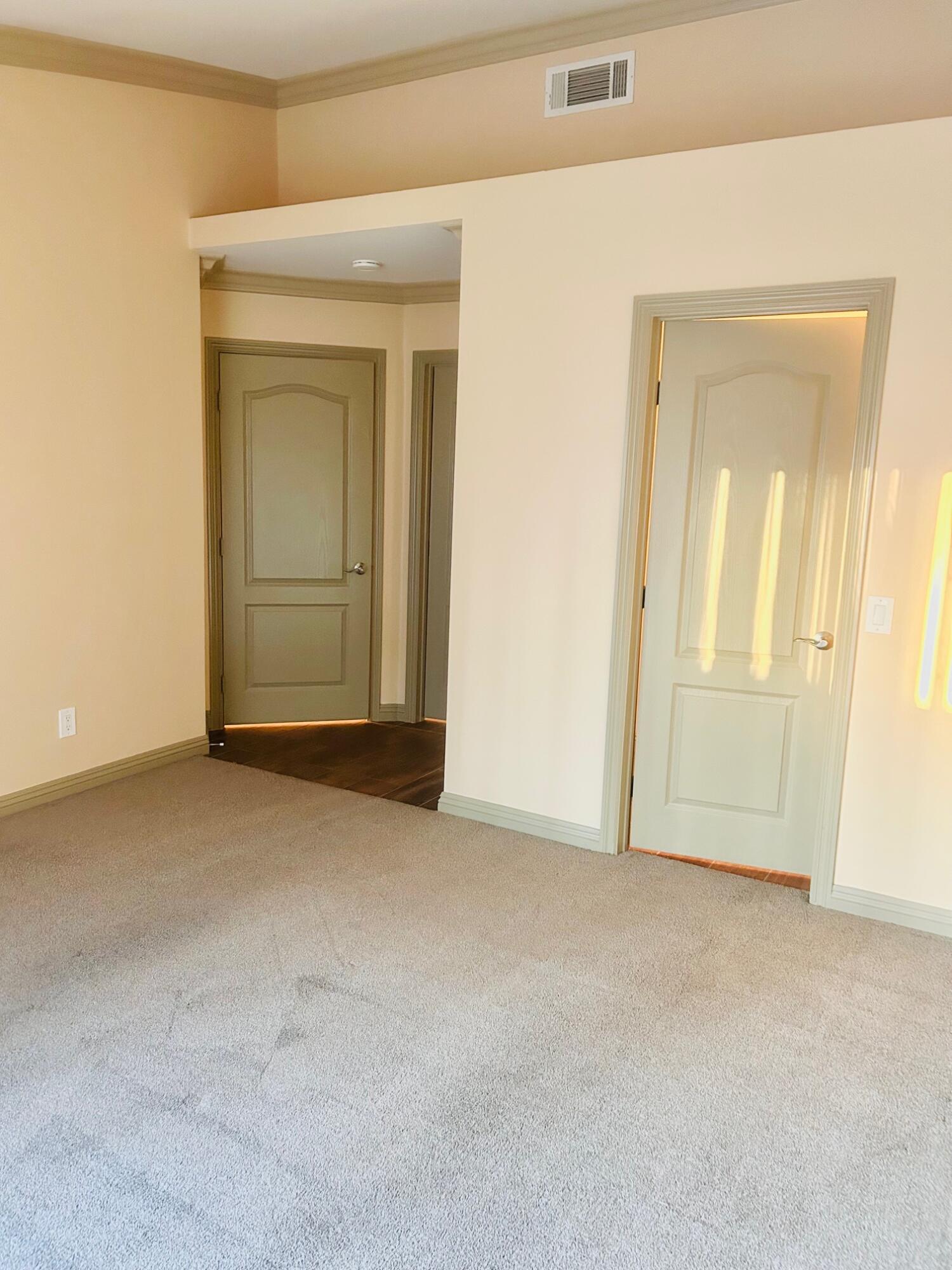 40780 Breezy Pass Road, Unit B Palm Desert, CA 92211 - Photo 24 of 32 a view of an front door