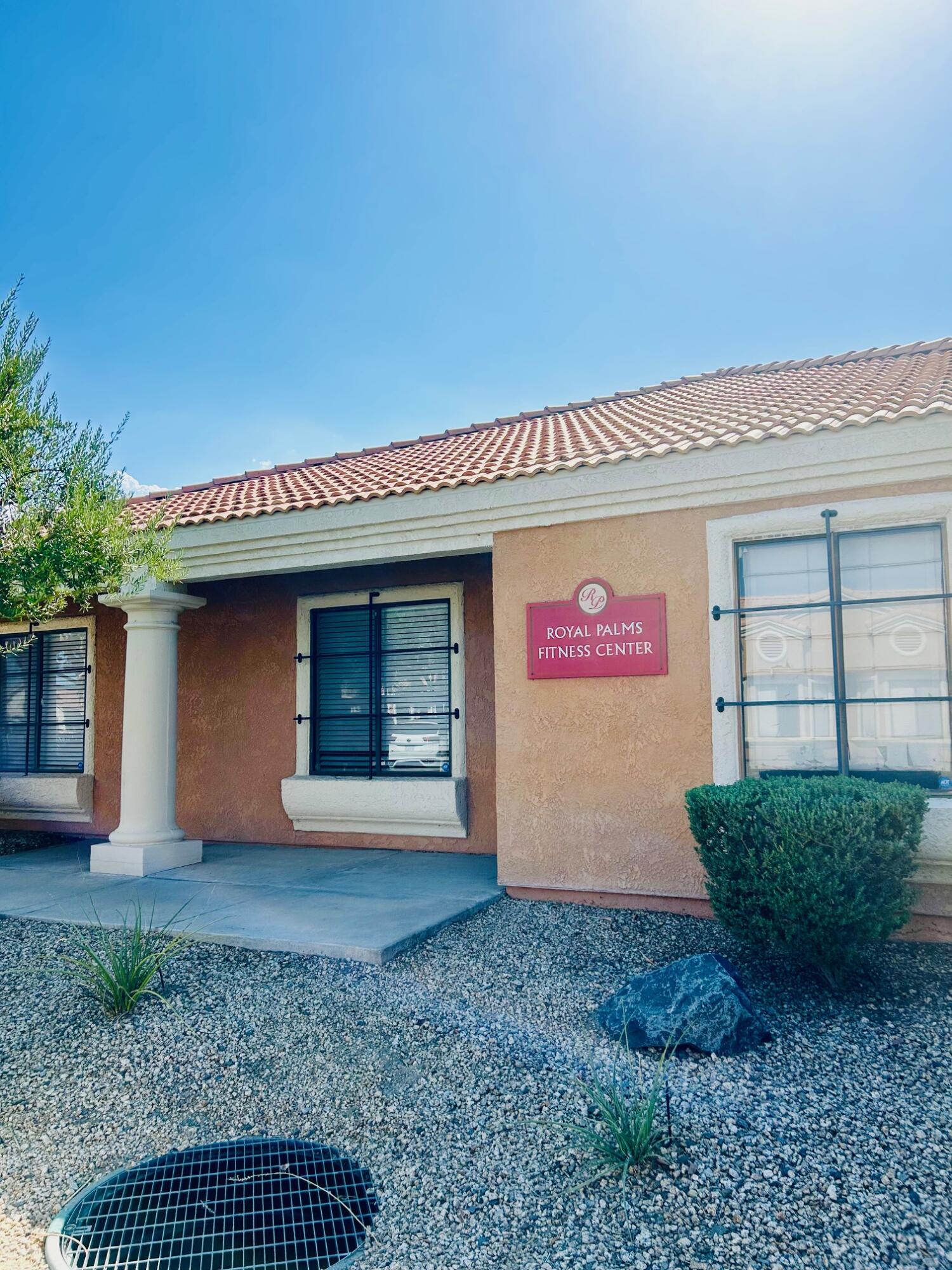 40780 Breezy Pass Road, Unit B Palm Desert, CA 92211 - Photo 31 of 32 a view of a house