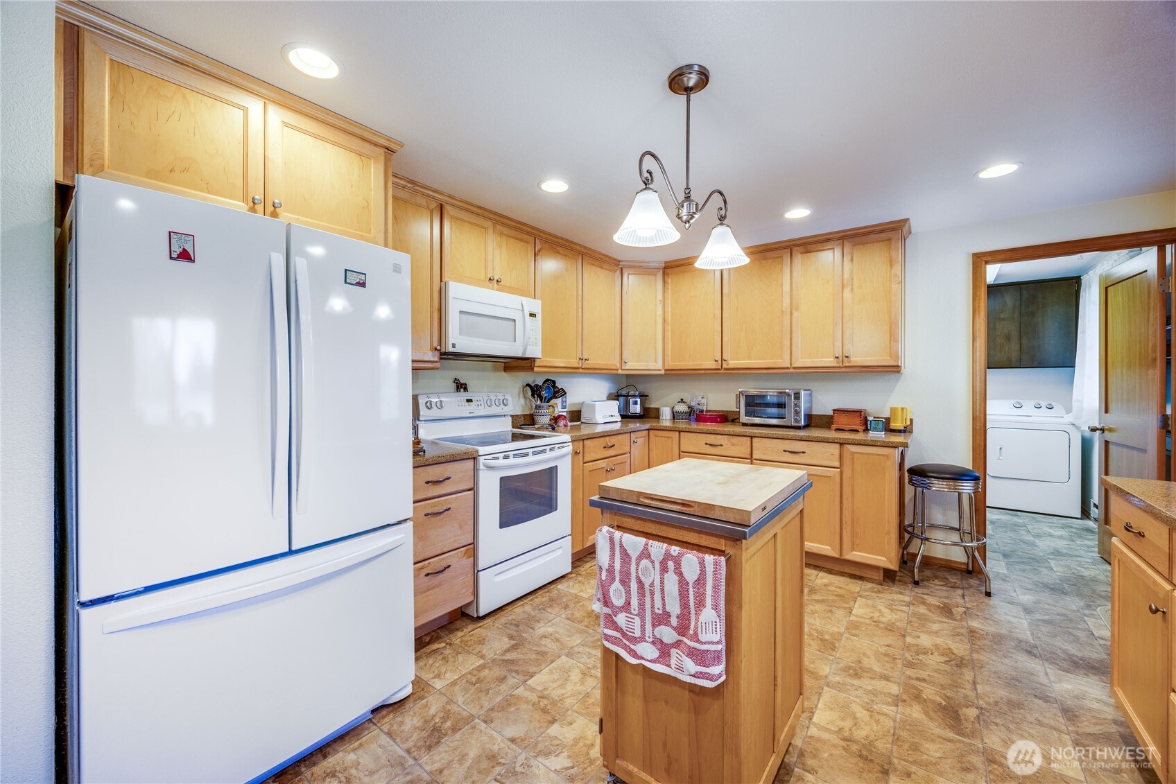 70 Starry Road Sequim, WA 98382 - Photo 18 of 40