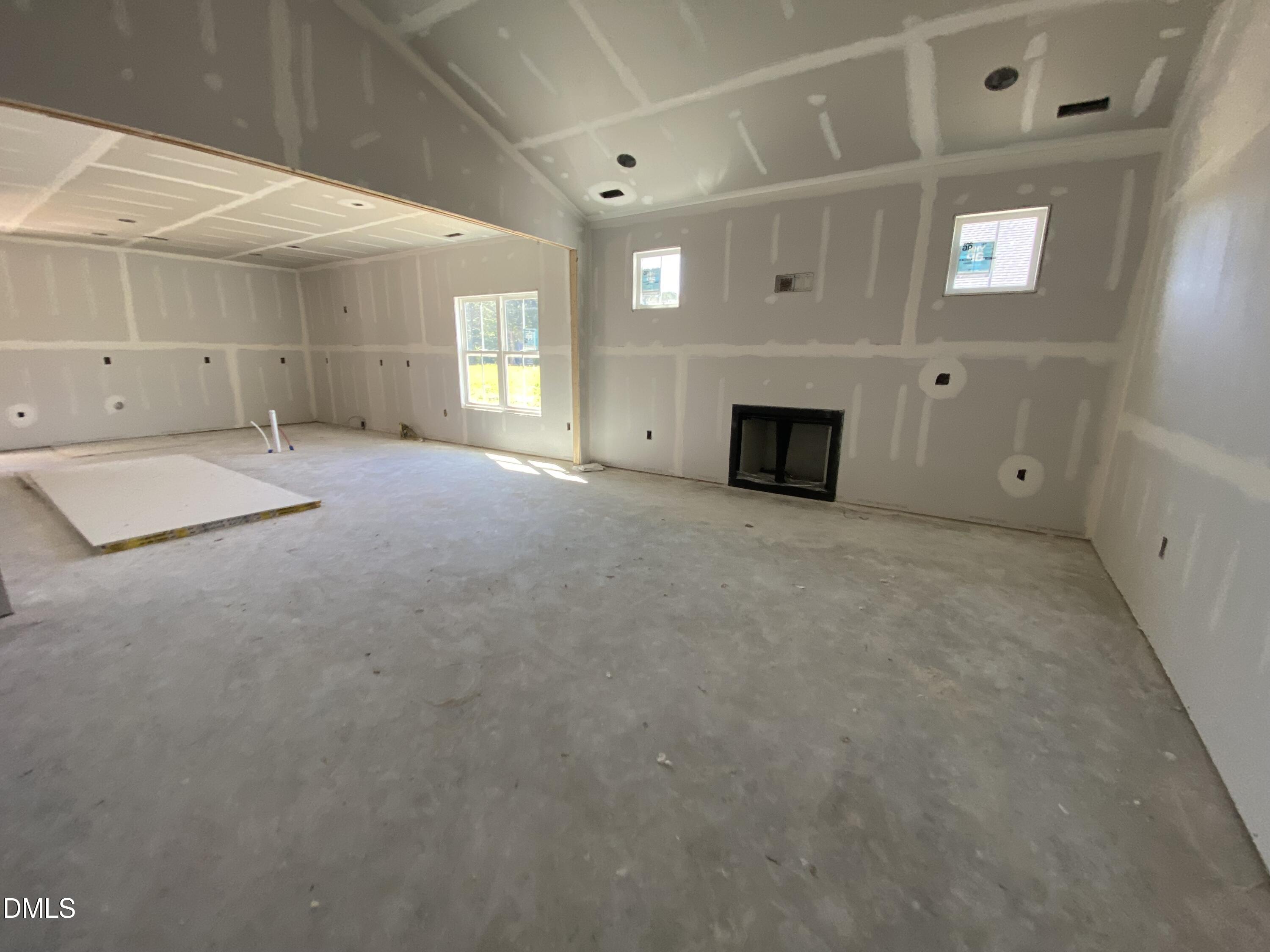 213 Herring Road Princeton, NC 27569 - Photo 4 of 14