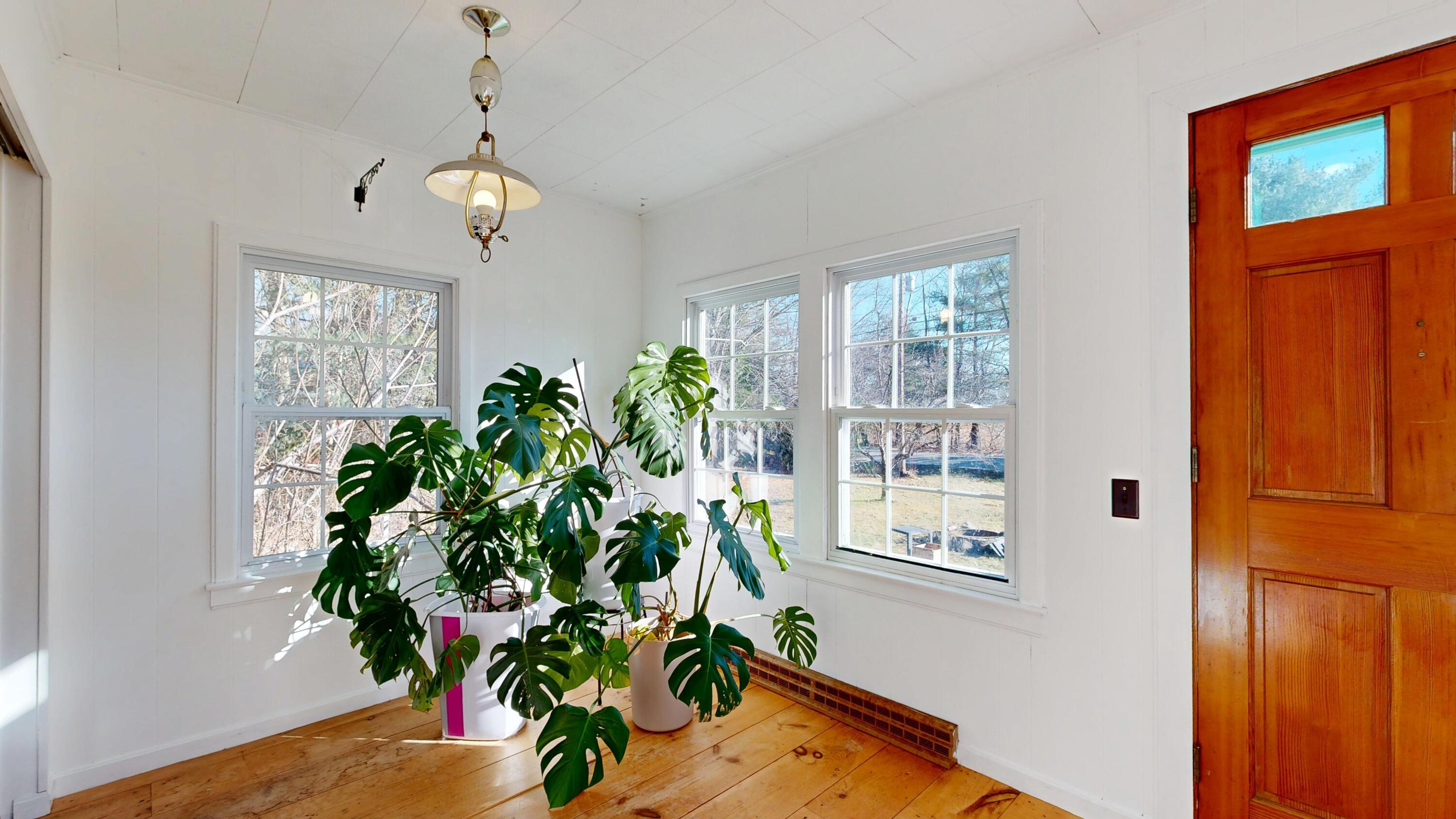 169 Old Lewiston Road North Monmouth, ME 04265 - Photo 26 of 48 dining area