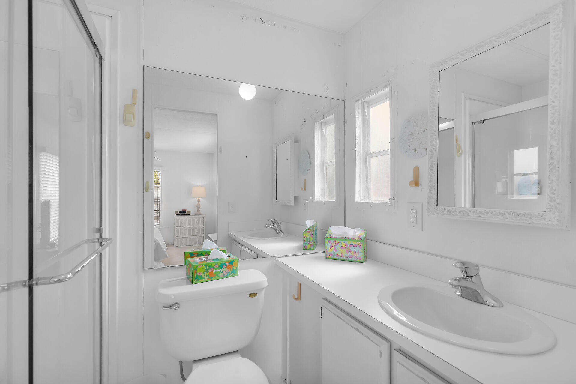 812 South Silver Circle Key Largo, FL 33037 - Photo 17 of 41 a bathroom with a sink toilet and shower