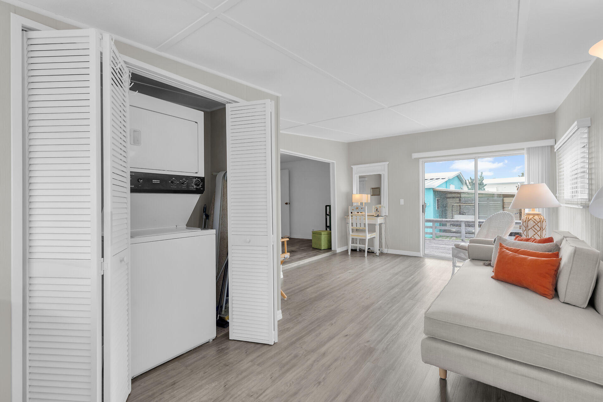 812 South Silver Circle Key Largo, FL 33037 - Photo 25 of 41 a living room with furniture and wooden floor