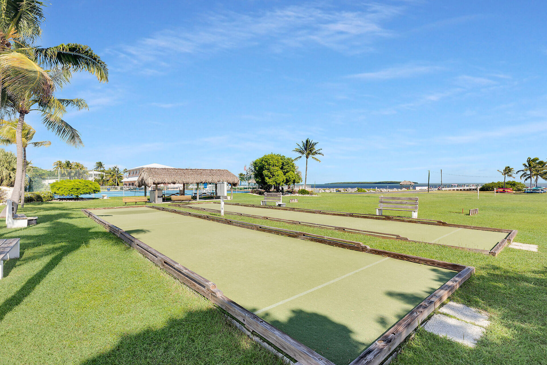 812 South Silver Circle Key Largo, FL 33037 - Photo 39 of 41 a view of a tennis court