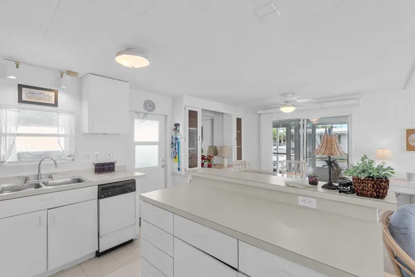 $478,000 | 812 South Silver Circle, Key Largo, FL 33037