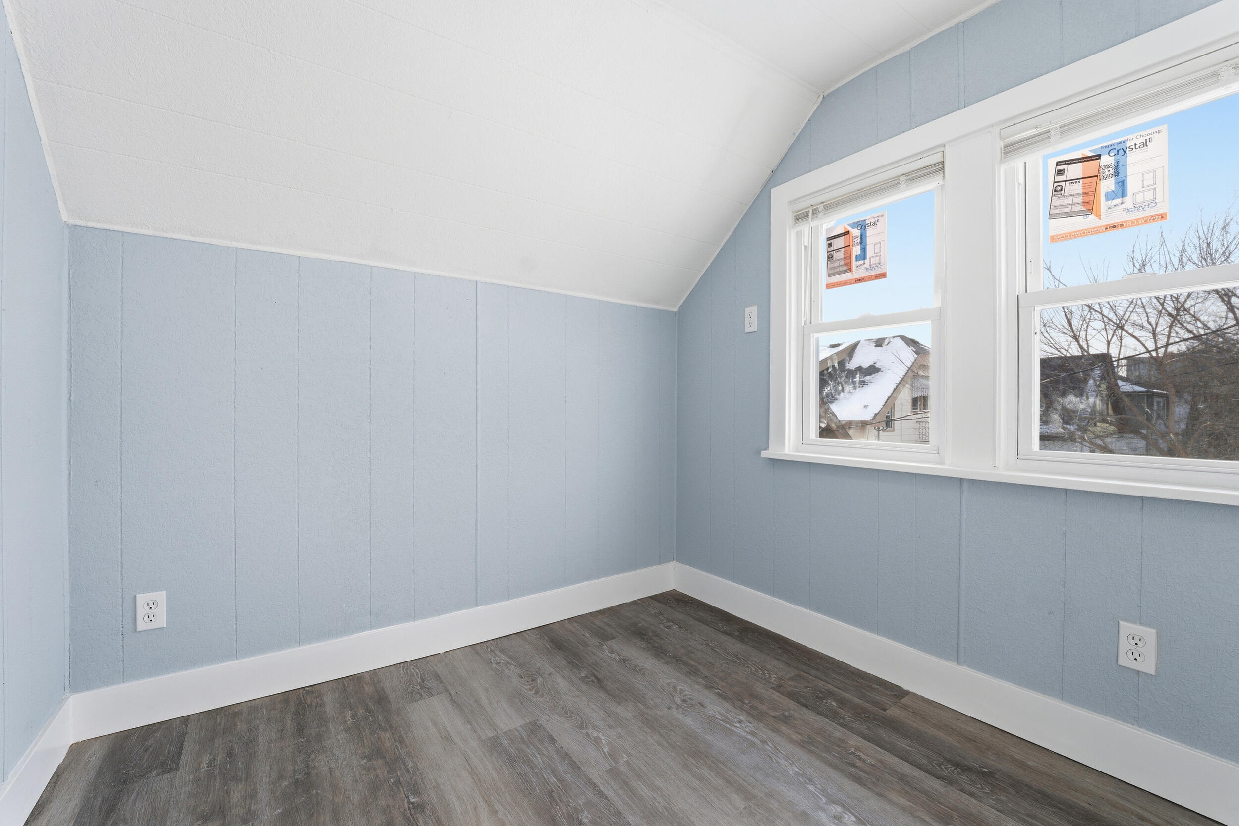 5257 North 34th Street Milwaukee, WI 53209 - Photo 12 of 18 Upper Floor