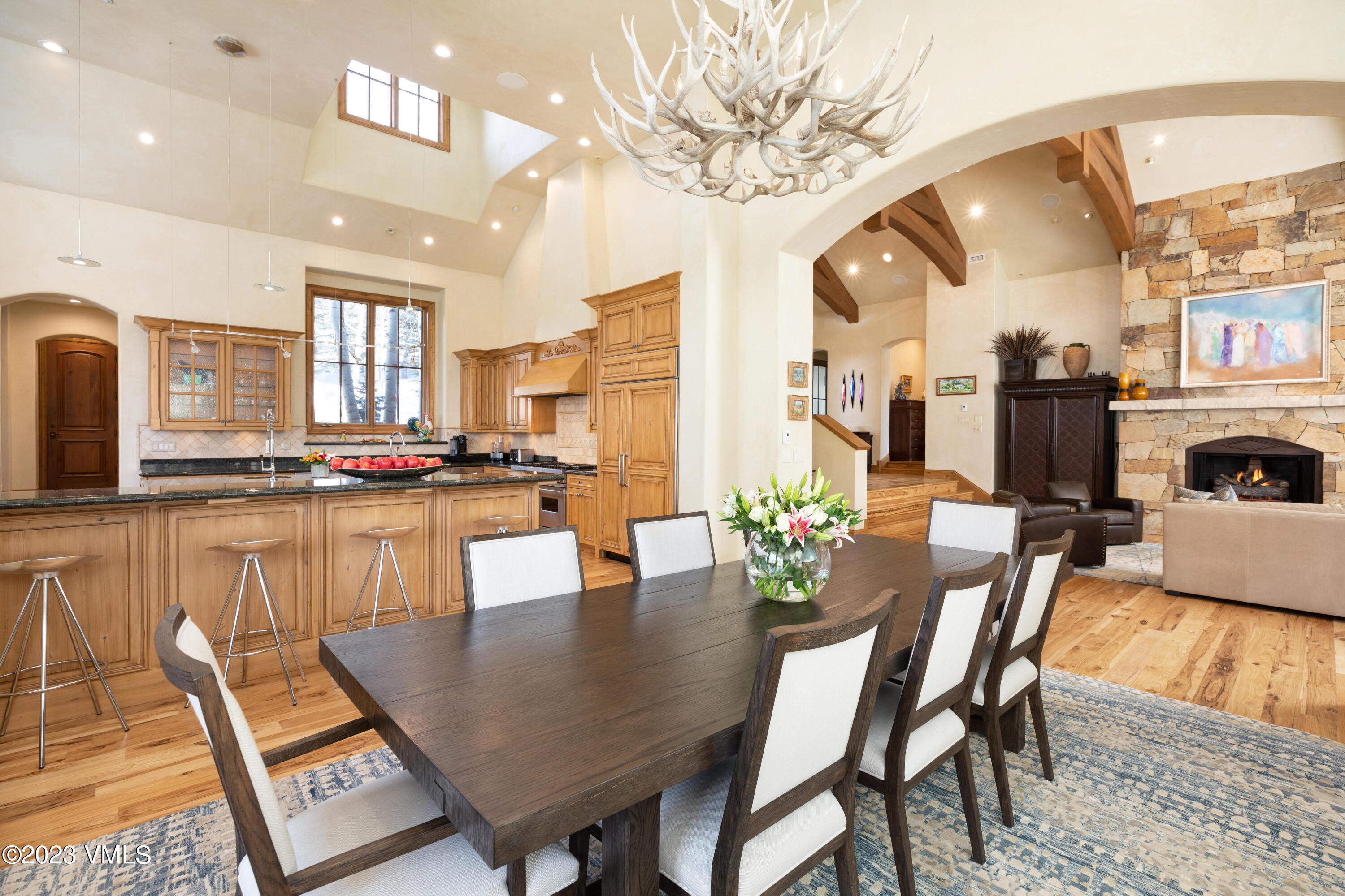 285 Little Andorra Road Edwards, CO 81632 - Photo 5 of 30 3. Dining Room