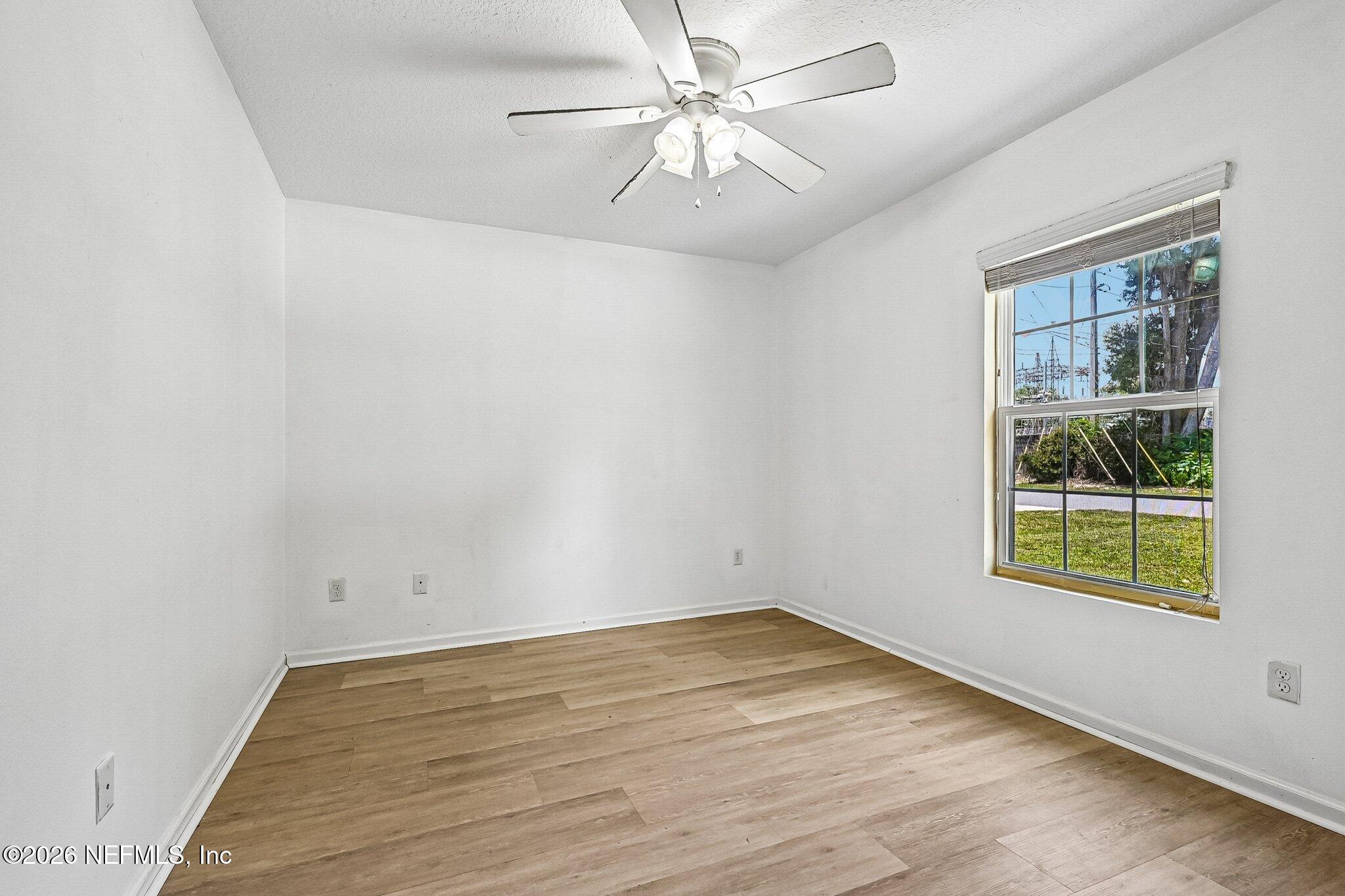 3249 Bedford Road Jacksonville, FL 32207 - Photo 23 of 42 25-web-or-mls-Bedford Rd-S1306-025