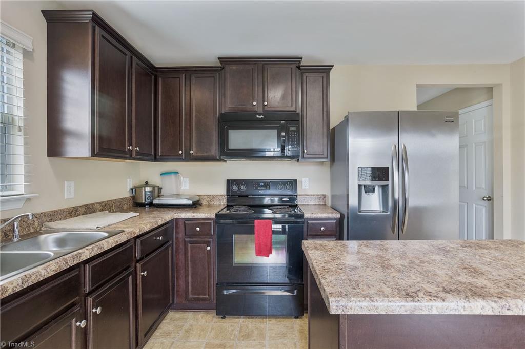 901 Pitman Road Greensboro, NC 27406 - Photo 2 of 30 Gallery Image 2