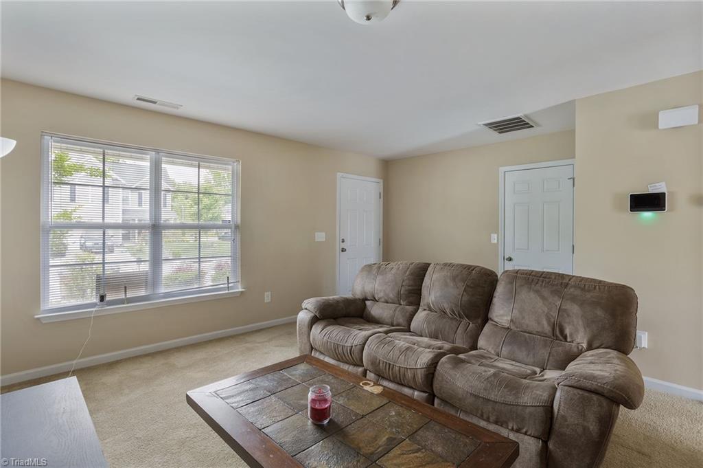 901 Pitman Road Greensboro, NC 27406 - Photo 6 of 30 Gallery Image 6