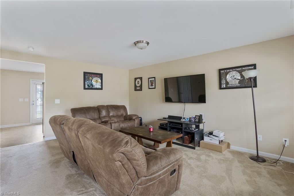 901 Pitman Road Greensboro, NC 27406 - Photo 7 of 30 Gallery Image 7