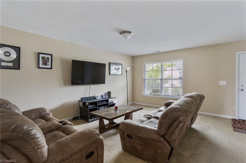 901 Pitman Road Greensboro, NC 27406 - Photo 8 of 30 Gallery Image 8