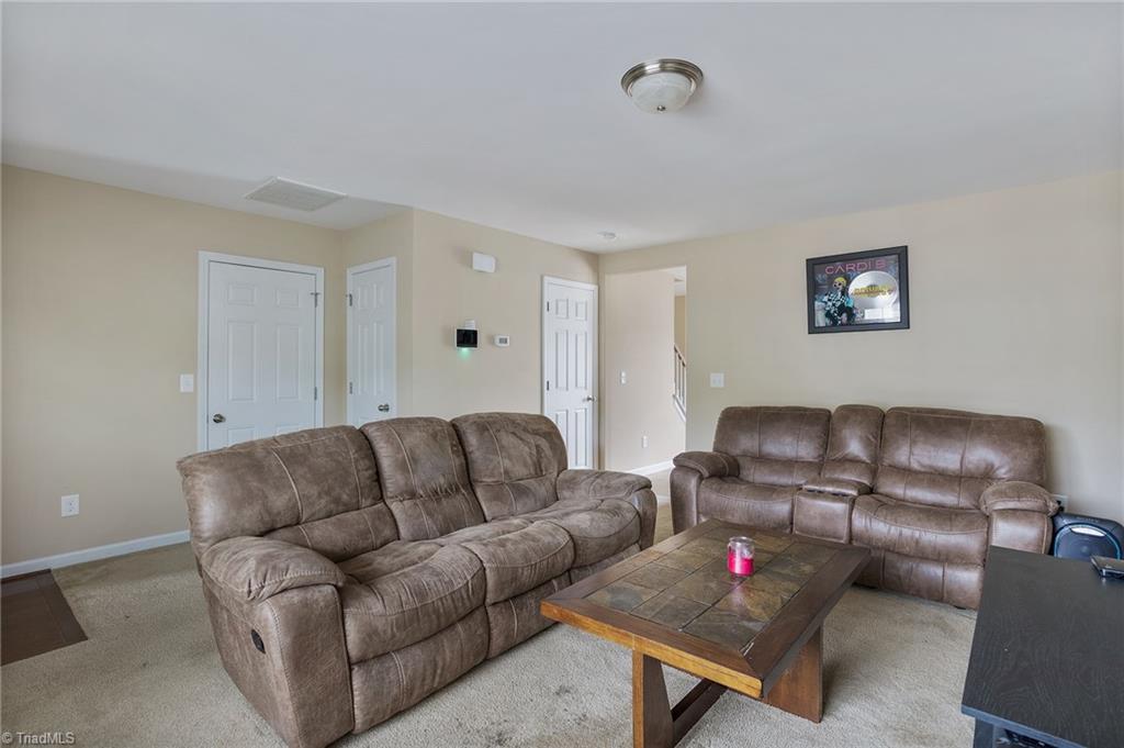 901 Pitman Road Greensboro, NC 27406 - Photo 9 of 30 Gallery Image 9