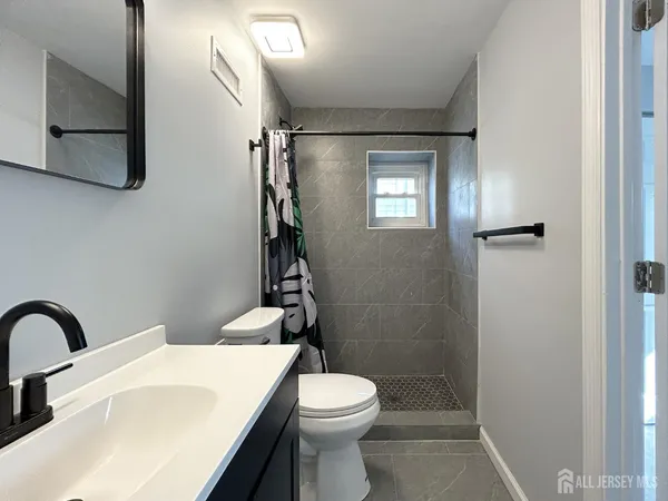$3,850 | 36 Arden Street, Somerset, NJ 08873