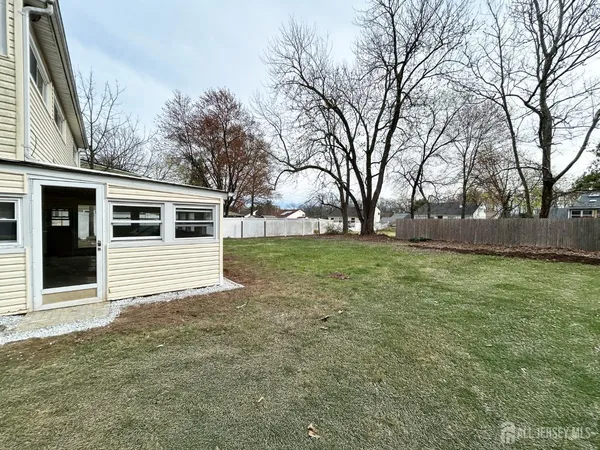 $3,850 | 36 Arden Street, Somerset, NJ 08873