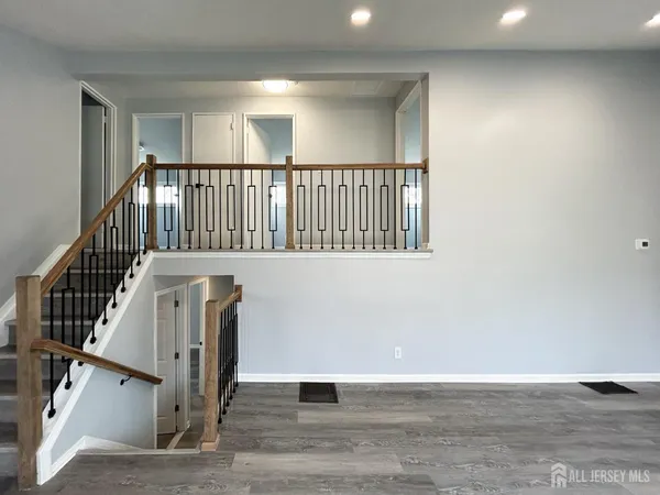 $3,850 | 36 Arden Street, Somerset, NJ 08873