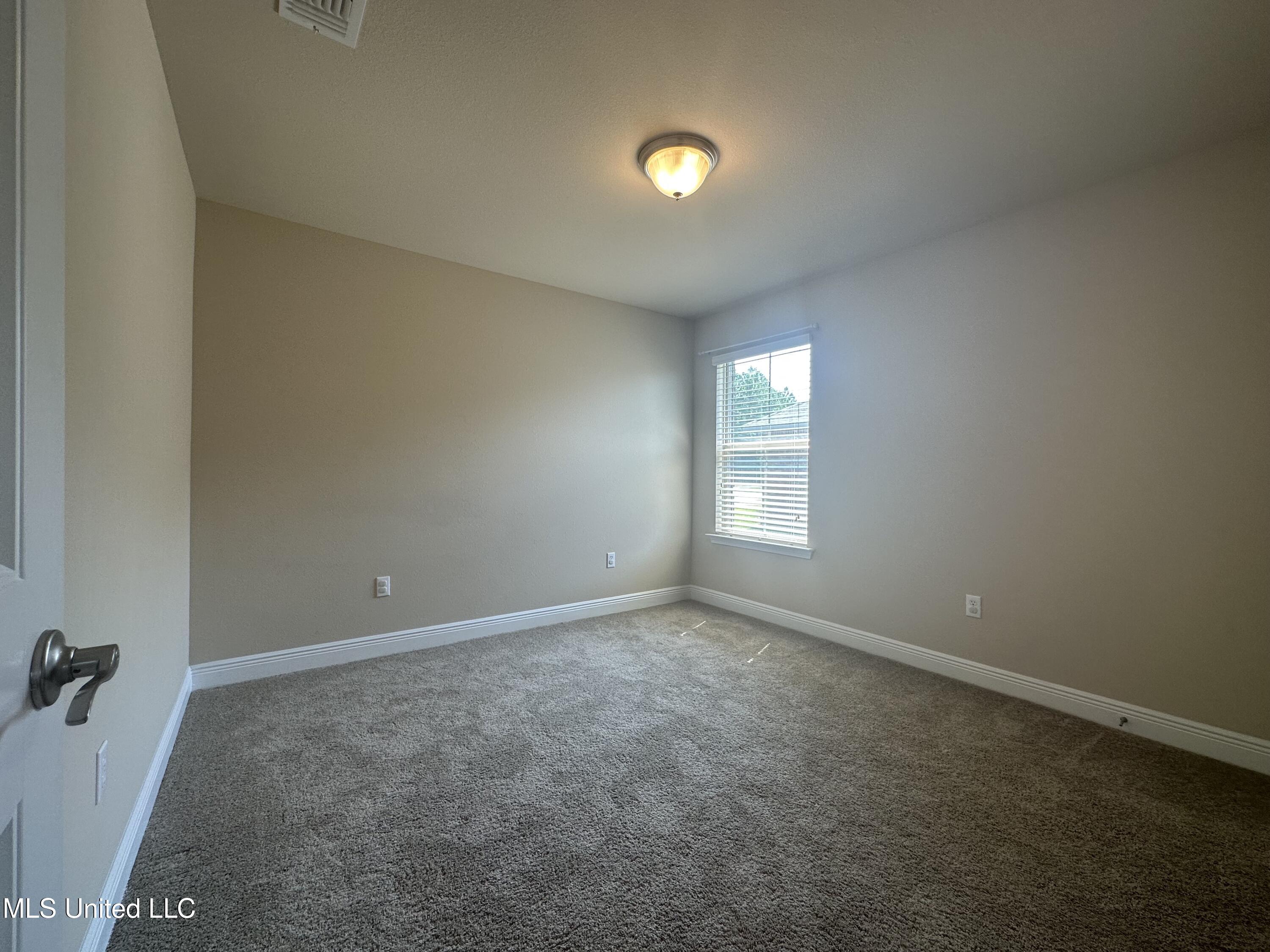 6837 Biddix Evans Road Ocean Springs, MS 39564 - Photo 22 of 30 Guest room 3