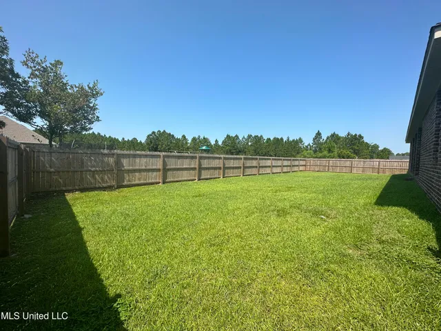 $2,350 | 6837 Biddix Evans Road, Ocean Springs, MS 39564