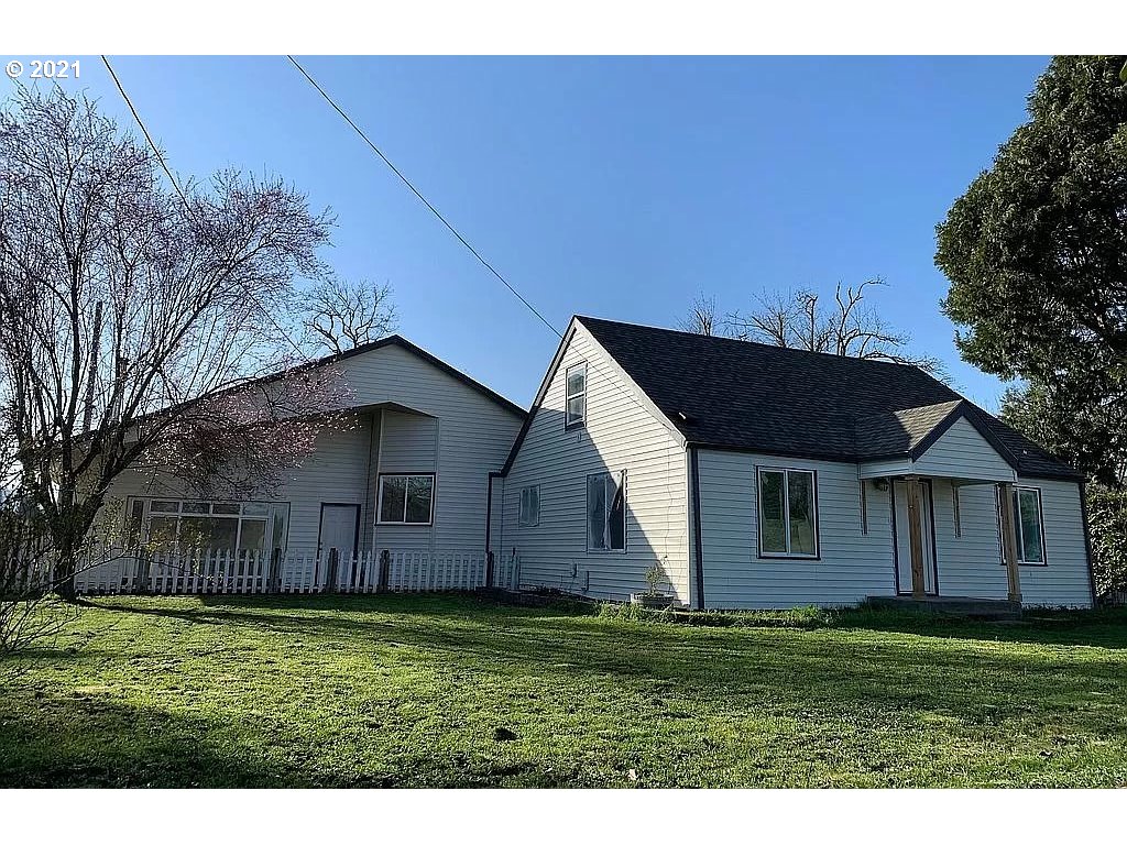 790 South 42nd Street Springfield, OR 97478 - Photo 1 of 32 Gallery Image 1