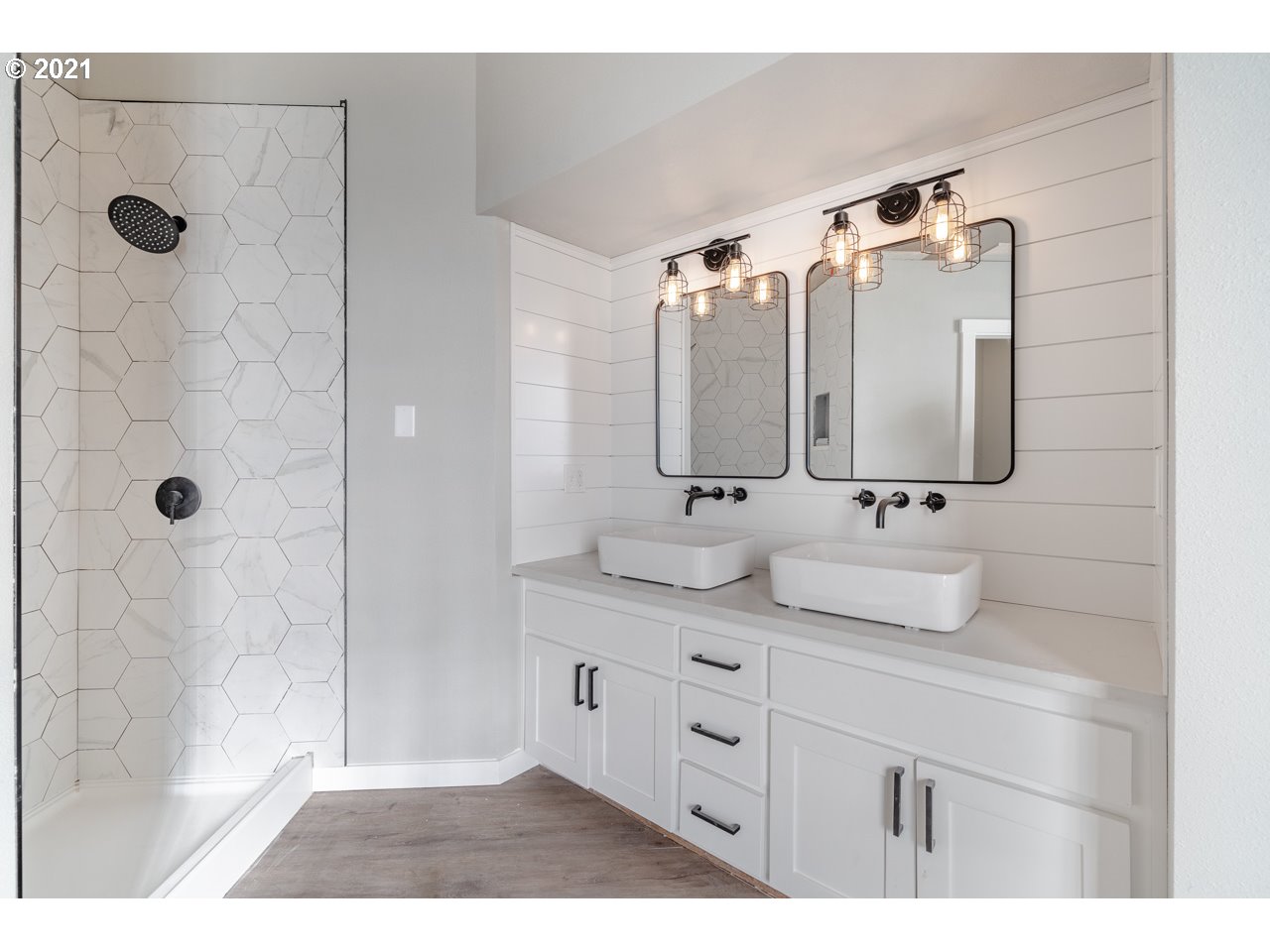 790 South 42nd Street Springfield, OR 97478 - Photo 18 of 32 Gallery Image 18