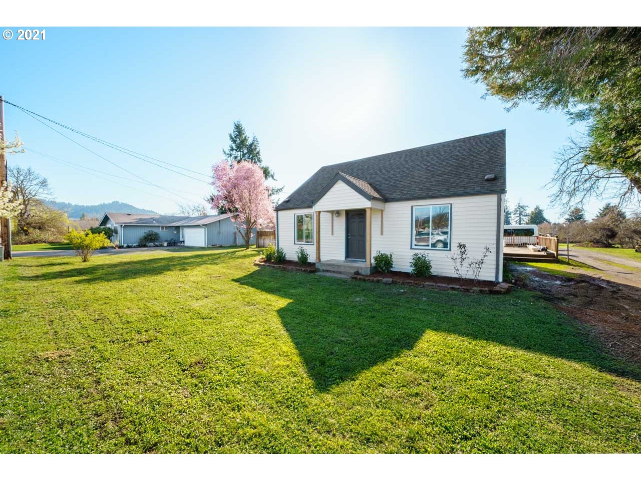 790 South 42nd Street Springfield, OR 97478 - Photo 32 of 32 Gallery Image 32