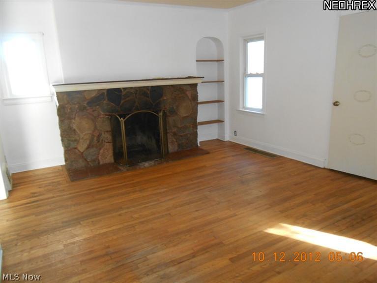 5688 Shawnee Road Cleveland, OH 44124 - Photo 3 of 7