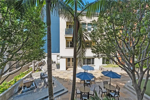 $675,000 | 300 East 4th Street, Unit 205, Long Beach, CA 90802