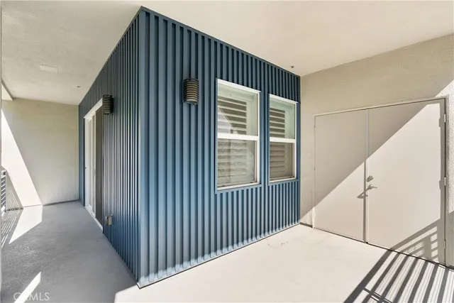 $675,000 | 300 East 4th Street, Unit 205, Long Beach, CA 90802