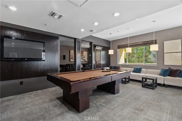 $675,000 | 300 East 4th Street, Unit 205, Long Beach, CA 90802