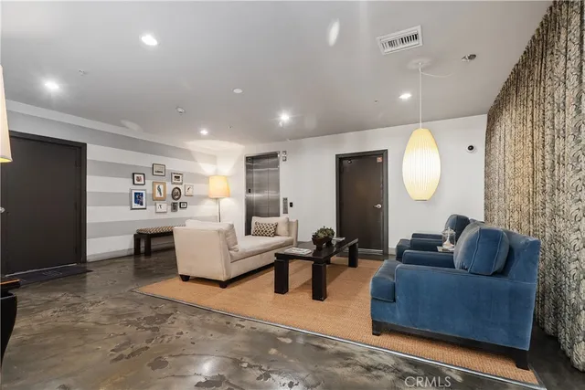 $675,000 | 300 East 4th Street, Unit 205, Long Beach, CA 90802