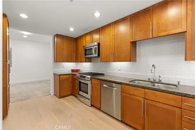 $675,000 | 300 East 4th Street, Unit 205, Long Beach, CA 90802