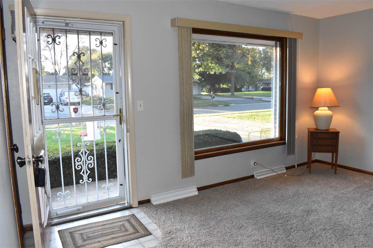 8115 Mildred Road Machesney Park, IL 61115 - Photo 5 of 32 Gallery Image 5