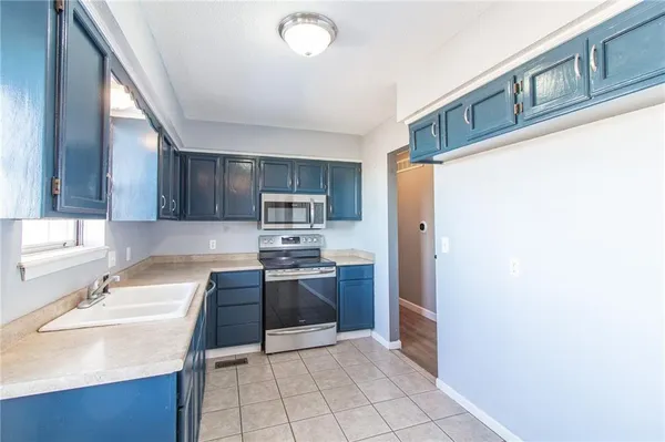 $220,000 | 608 Northwest 8th Street, Concordia, MO 64020
