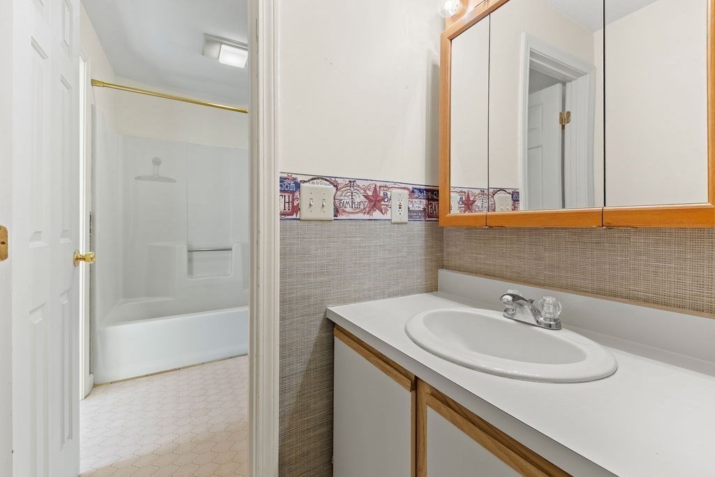 5 Robin Circle, Unit 5 Norton, MA 02766 - Photo 20 of 34