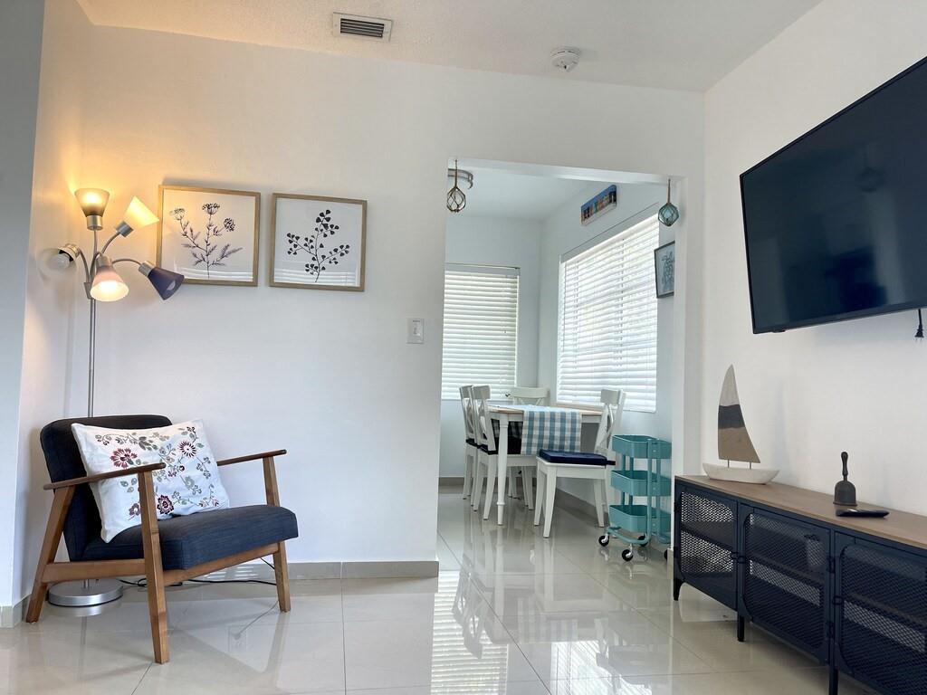 29 Northeast 3rd Street Dania Beach, FL 33004 - Photo 15 of 31 a view of a livingroom with furniture