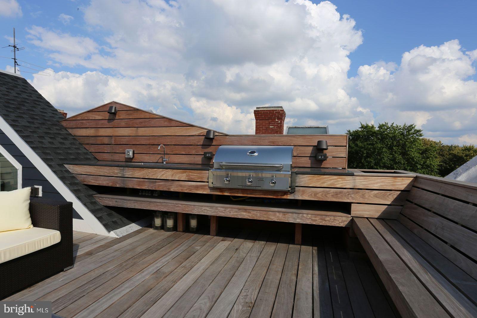 1103 P Street Northwest Washington, DC 20005 - Photo 21 of 28 Rooftop Deck