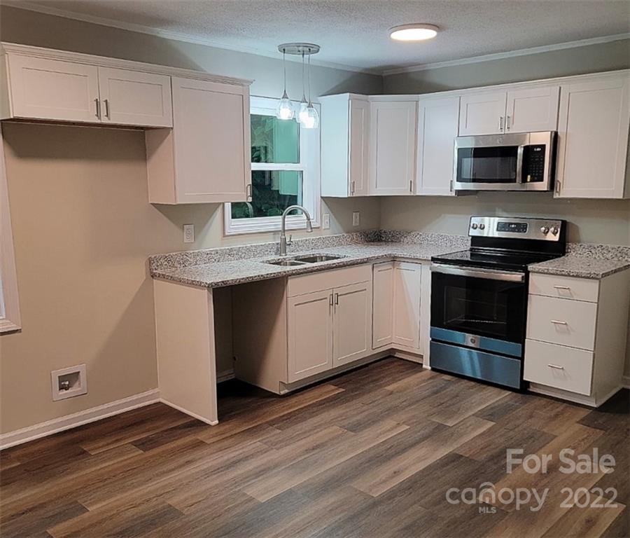1529 Edgewood Road Bessemer City, NC 28016 - Photo 5 of 13 Gallery Image 5