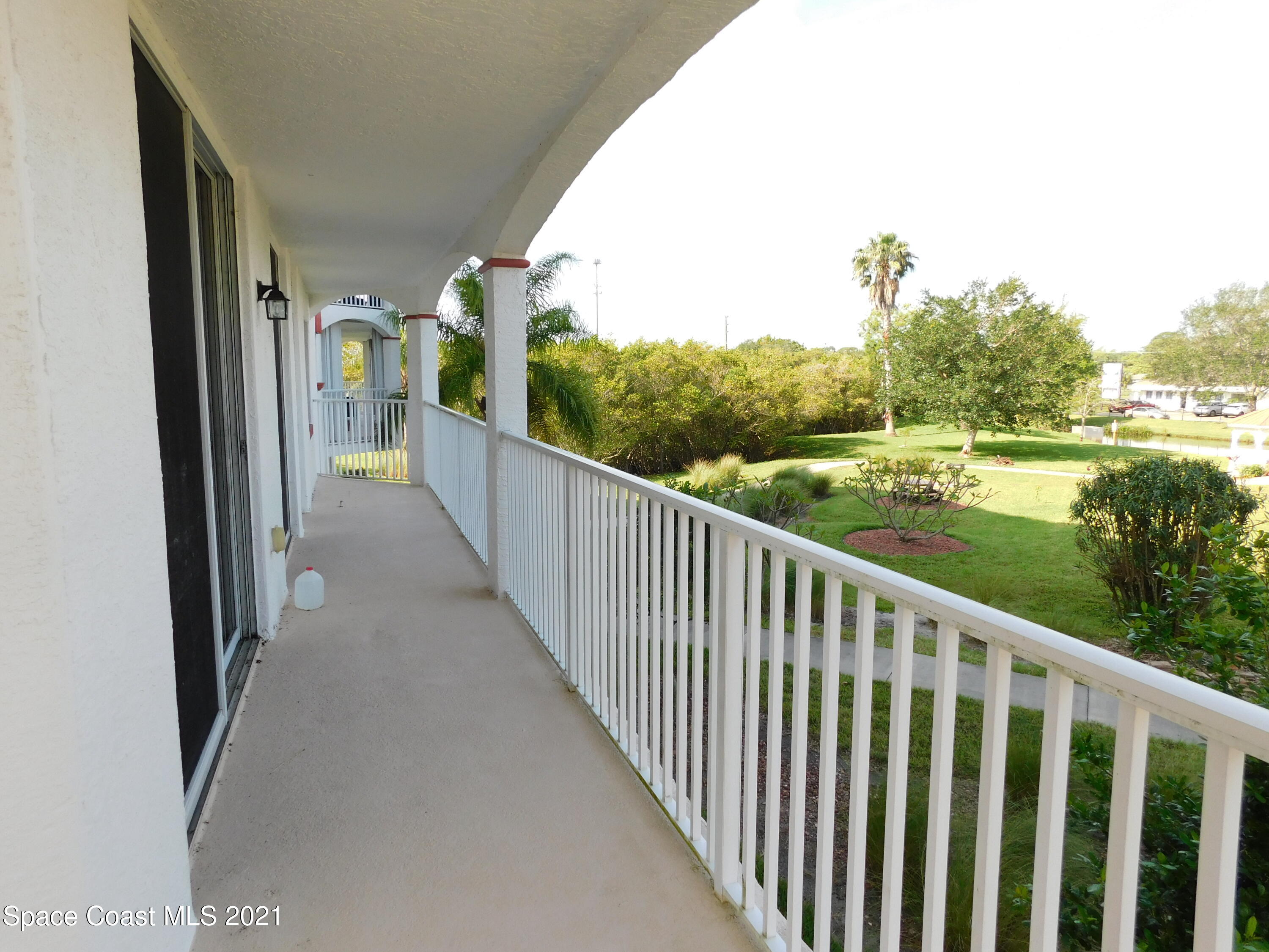 800 Del Rio Way, Unit 203 Merritt Island, FL 32953 - Photo 2 of 15 DSCN0123