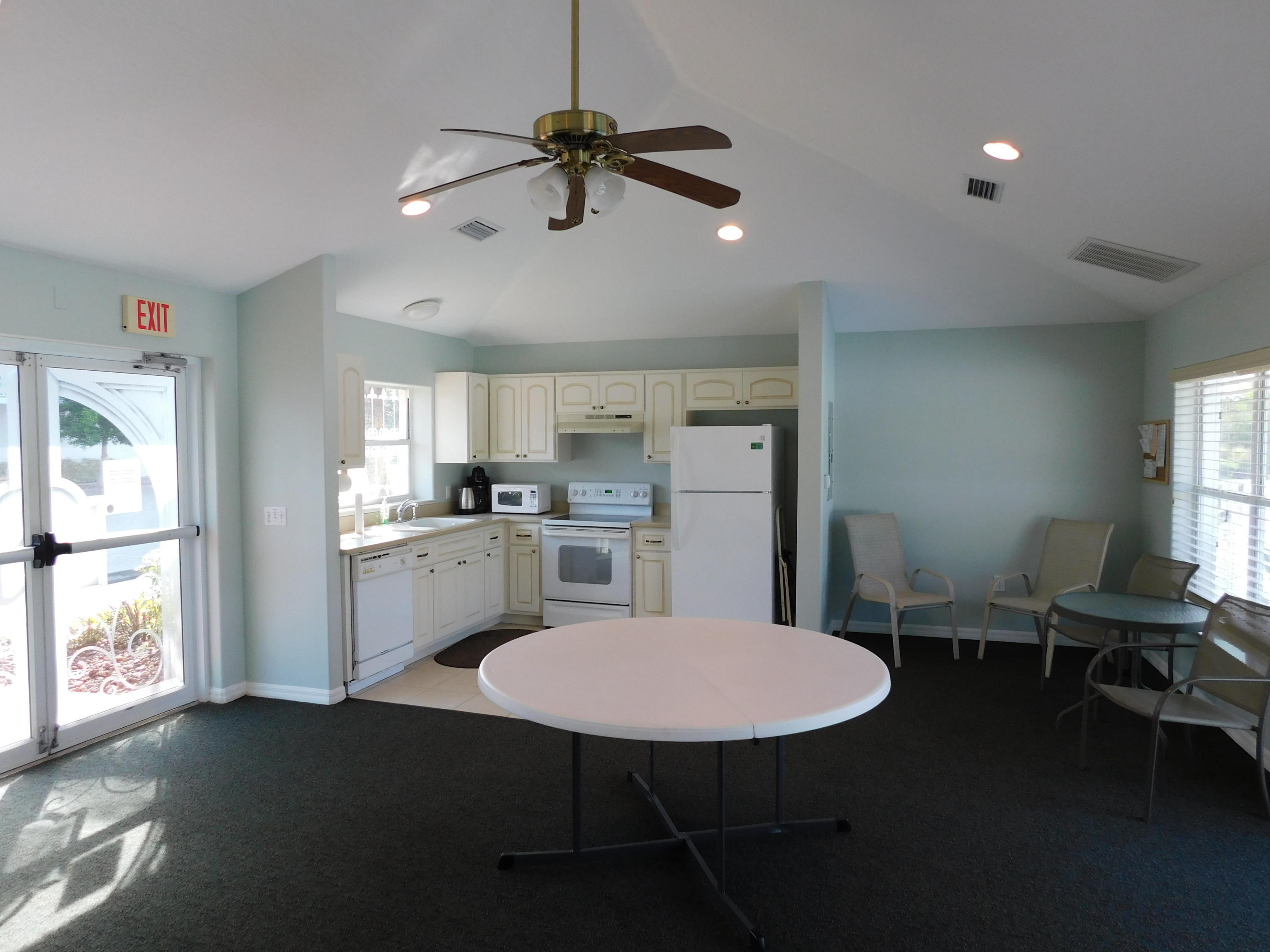 800 Del Rio Way, Unit 203 Merritt Island, FL 32953 - Photo 9 of 15 DSCN0116
