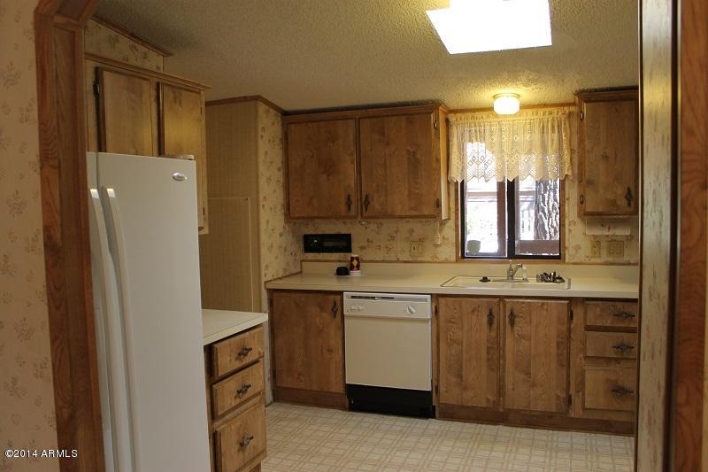 833 West Overland Road Payson, AZ 85541 - Photo 3 of 21 Kitchen 2