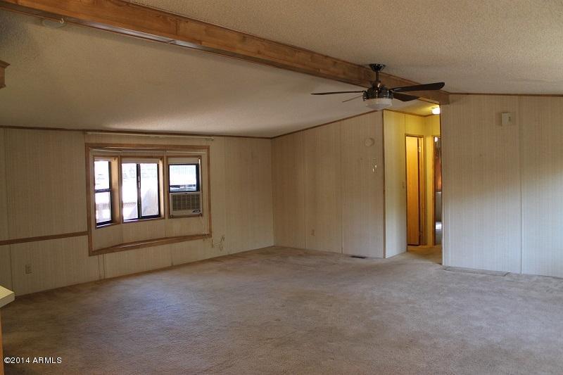 833 West Overland Road Payson, AZ 85541 - Photo 7 of 21 Living Room