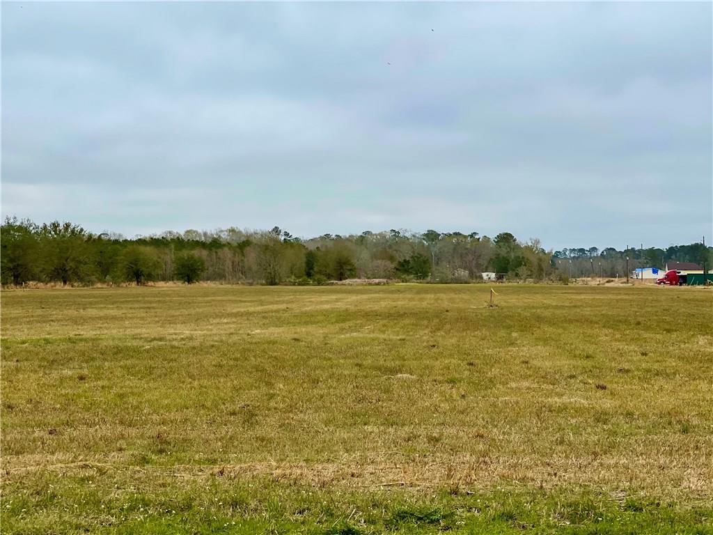 101 Rd Iowa La Iowa, LA 70647 - Photo 1 of 3 Gallery Image 1