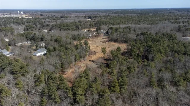 $749,900 | 194 Bedford Street, Lakeville, MA 02347