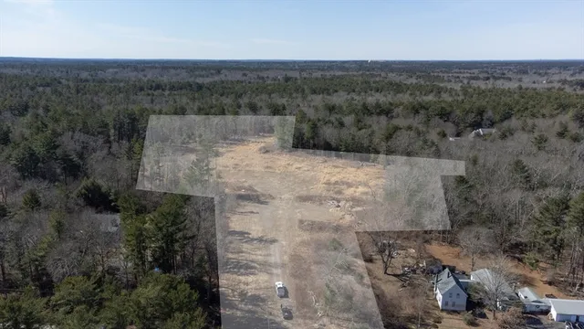 $749,900 | 194 Bedford Street, Lakeville, MA 02347