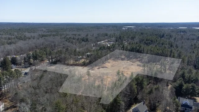 $749,900 | 194 Bedford Street, Lakeville, MA 02347