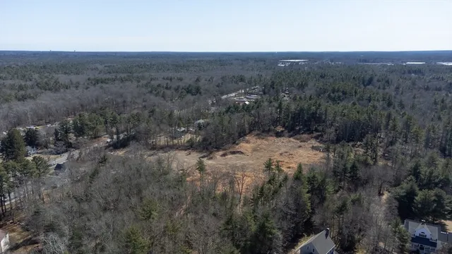 $749,900 | 194 Bedford Street, Lakeville, MA 02347