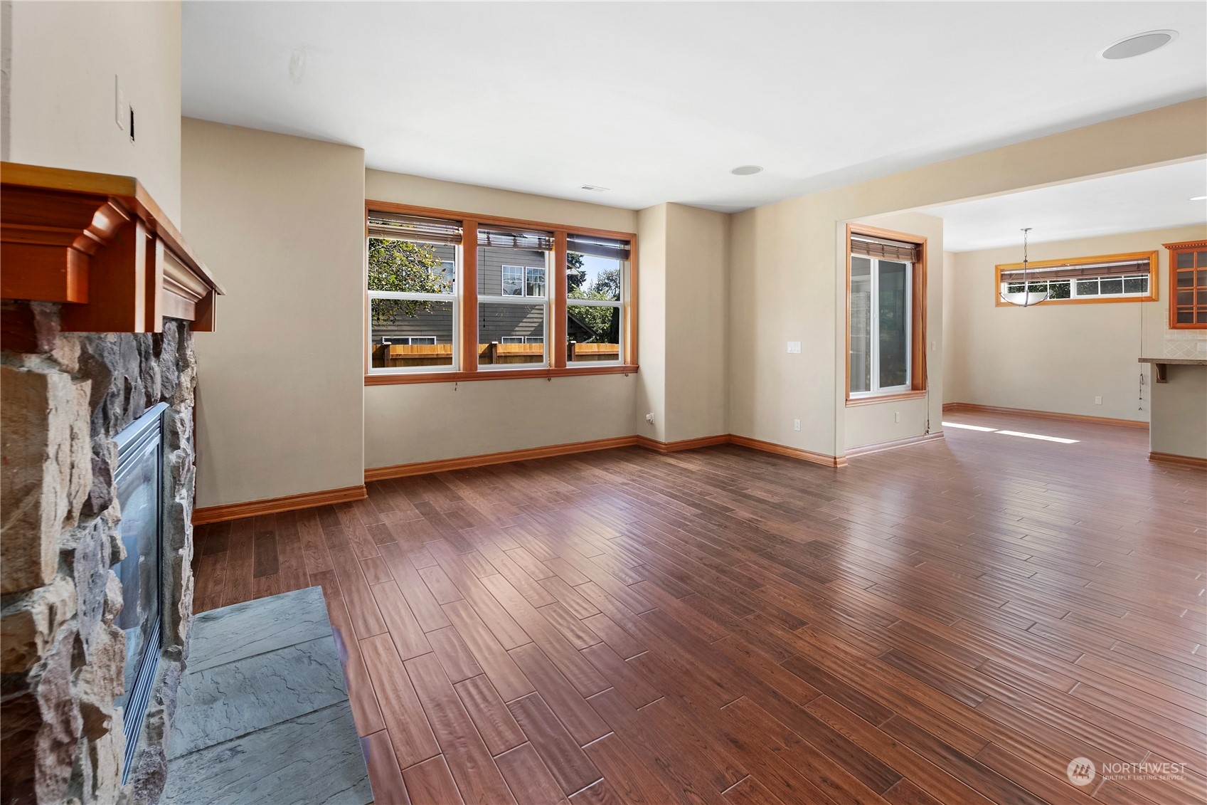 754 Hoquiam Place Northeast Renton, WA 98059 - Photo 24 of 40 Gallery Image 24