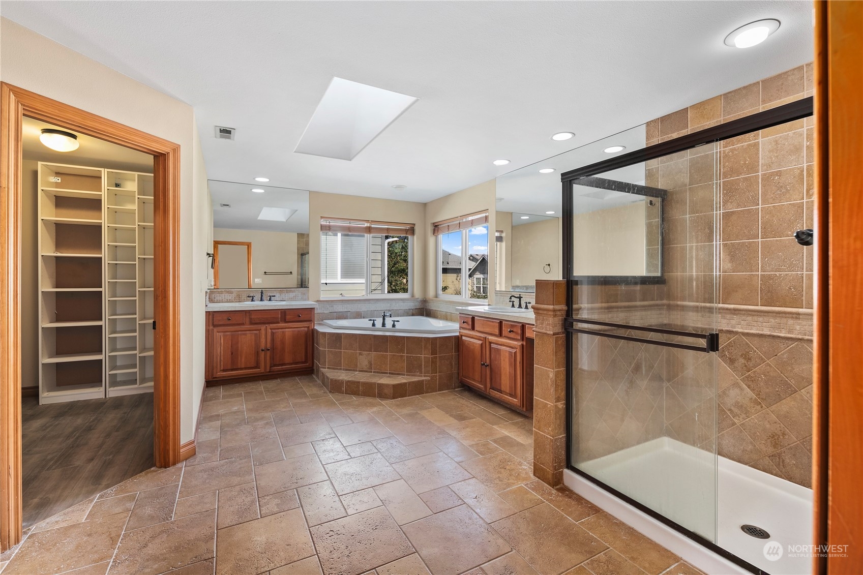 754 Hoquiam Place Northeast Renton, WA 98059 - Photo 35 of 40 Gallery Image 35